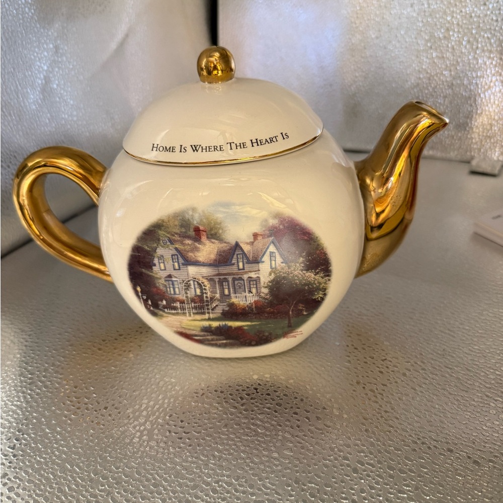 Thomas Kinkade “Home is Whaere the Heart Is” rare teapot from Teleflorora.